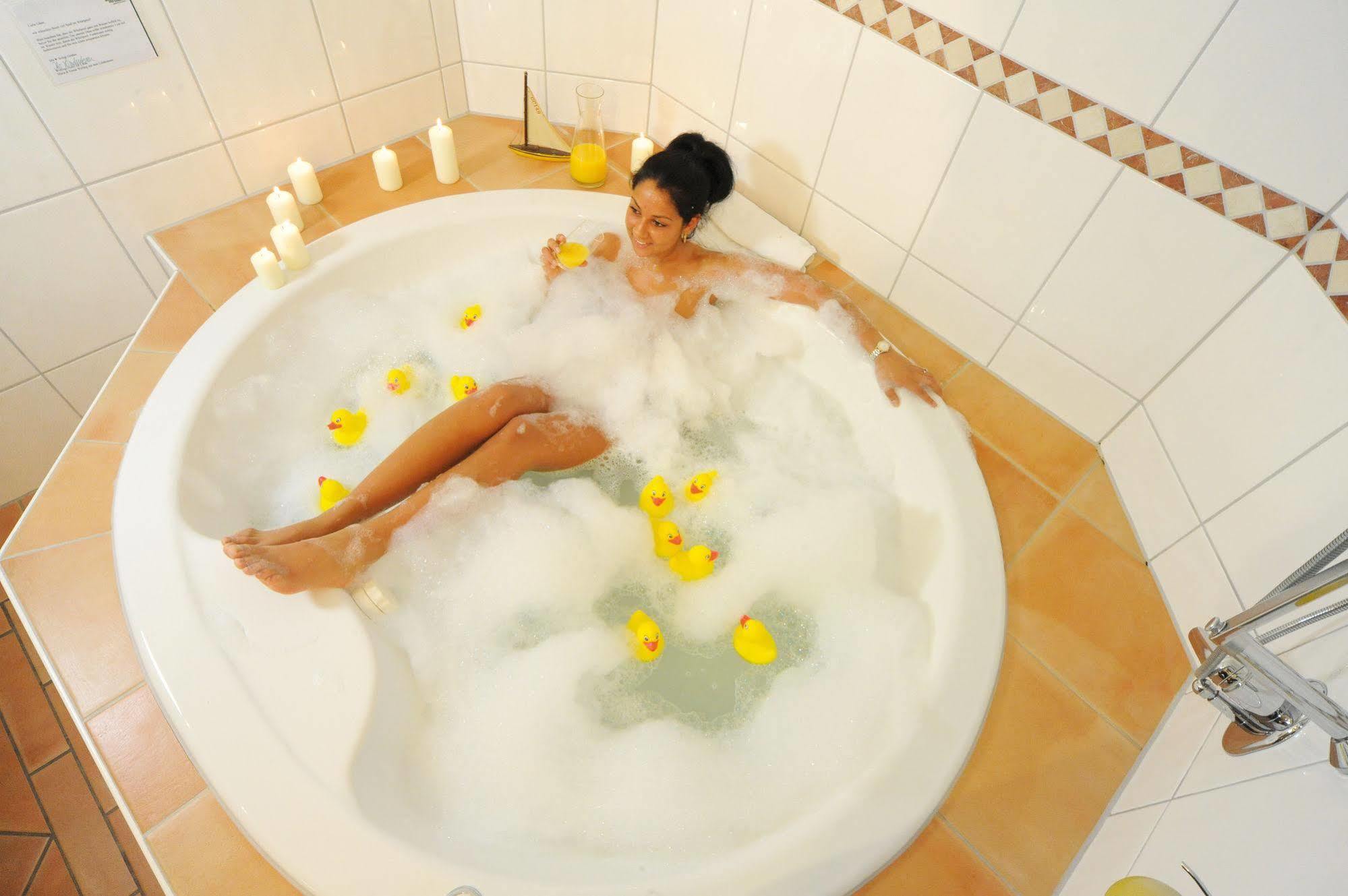 Wellings Romantik Hotel Zur Linde Морс-Вінн Екстер'єр фото