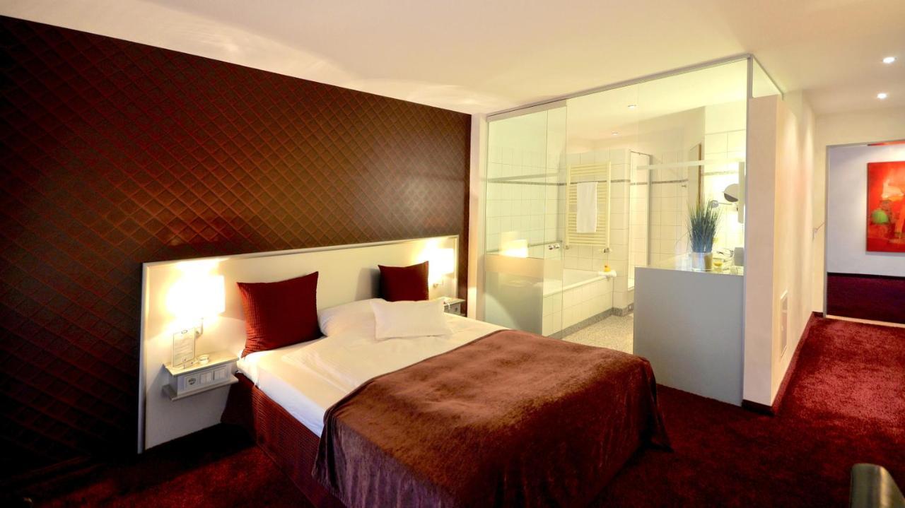 Wellings Romantik Hotel Zur Linde Морс-Вінн Екстер'єр фото