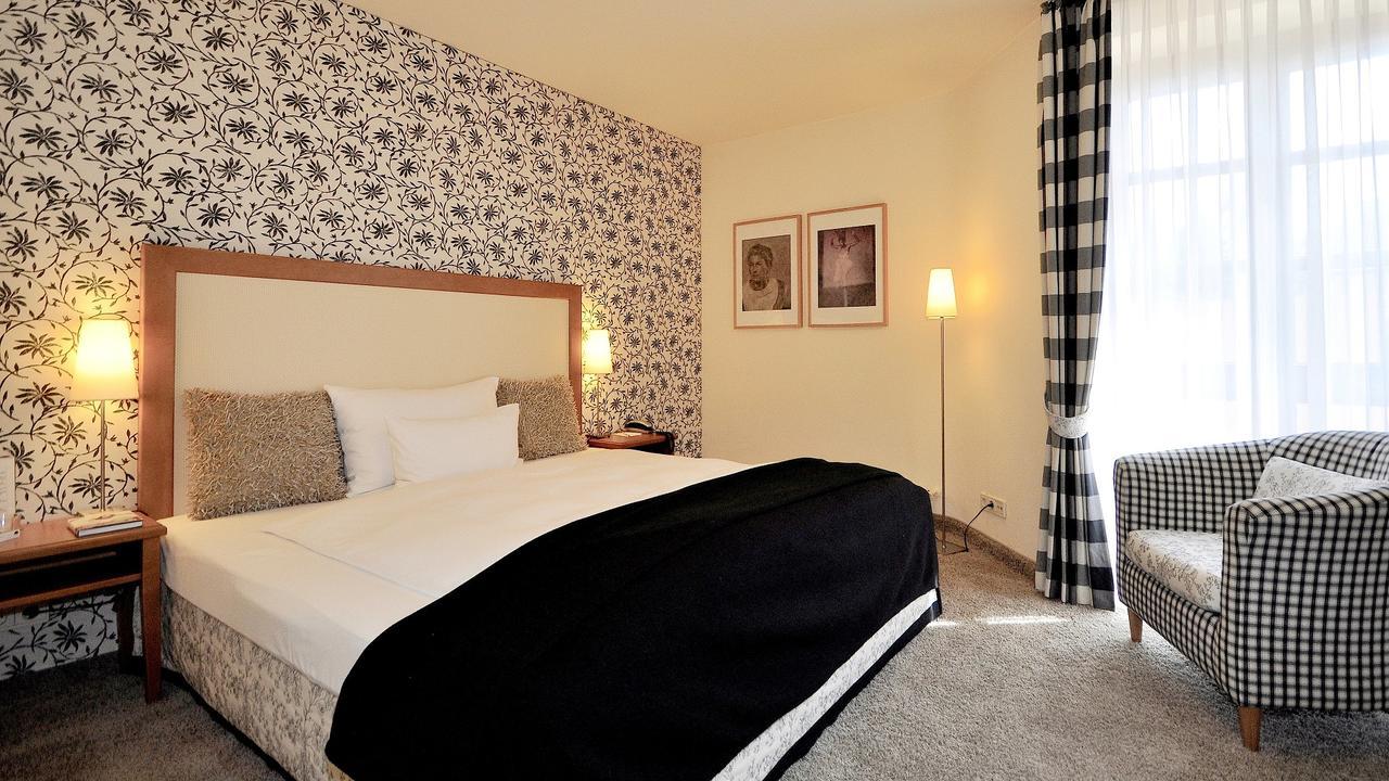Wellings Romantik Hotel Zur Linde Морс-Вінн Екстер'єр фото